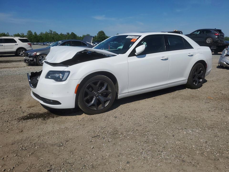 Продаж на аукціоні авто 2023 Chrysler 300, vin: 2C3CCABG3PH641156, номер лоту: 52244056