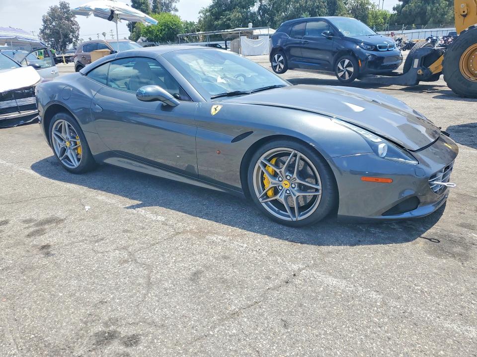 2016 Ferrari California T მანქანა იყიდება აუქციონზე, vin: ZFF77XJA0G0213097, აუქციონის ნომერი: 53770676