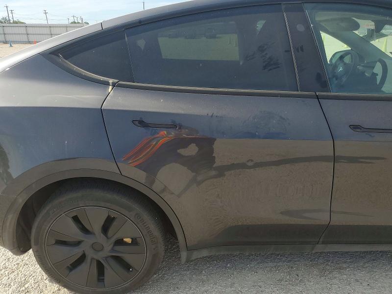 Продаж на аукціоні авто 2024 Tesla Model Y, vin: 7SAYGDED3RF113850, номер лоту: 52869536