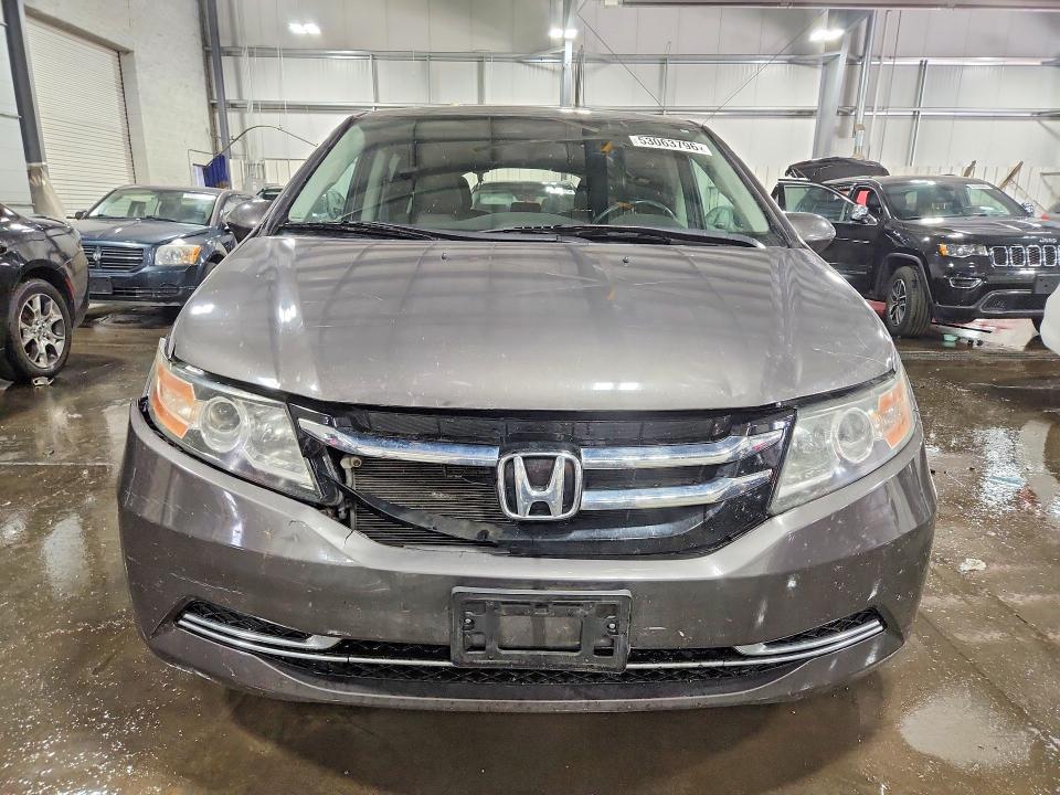 53063796 :رقم المزاد ، 5FNRL5H64HB007132 vin ، 2017 Honda Odyssey مزاد بيع