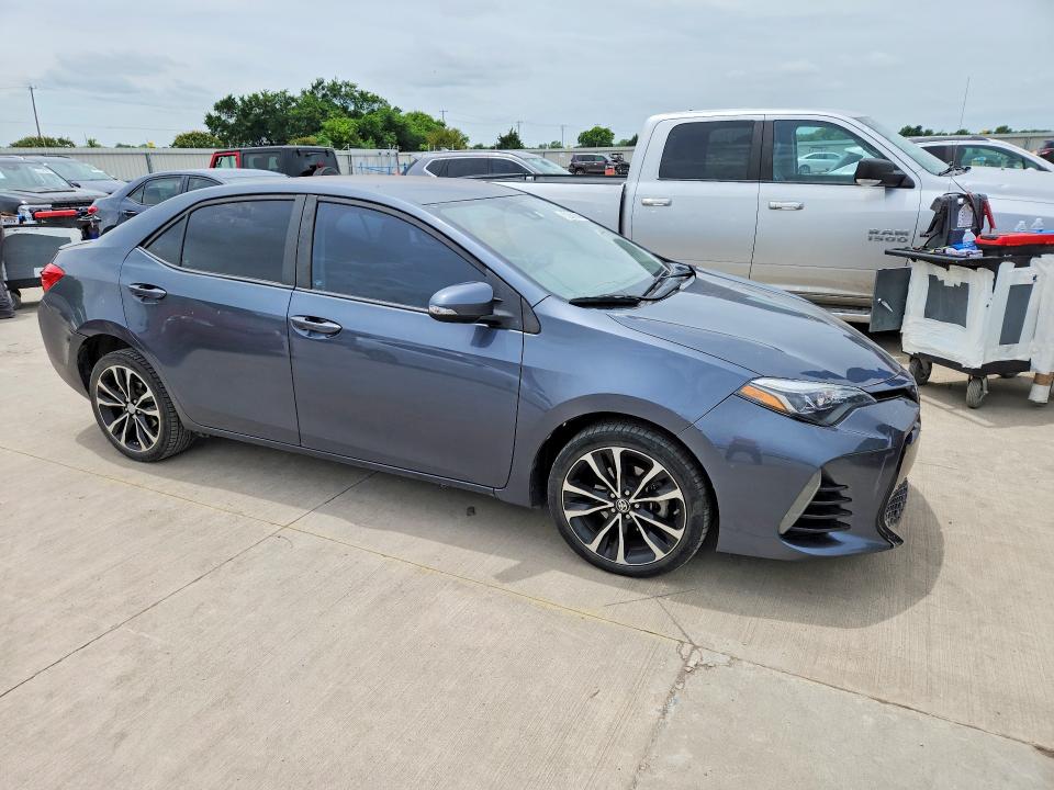 52041446 :رقم المزاد ، 5YFBURHE7HP575280 vin ، 2017 Toyota Corolla مزاد بيع