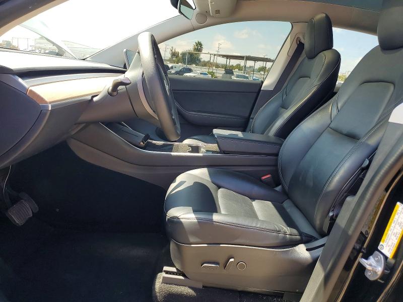 2021 Tesla Model Y მანქანა იყიდება აუქციონზე, vin: 5YJYGDED2MF107365, აუქციონის ნომერი: 53598166