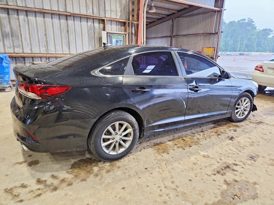 53669906 :رقم المزاد ، 5NPE24AF6JH672790 vin ، 2018 Hyundai Sonata مزاد بيع