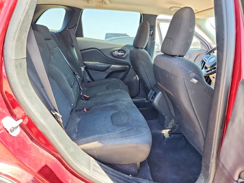 2019 Jeep Cherokee მანქანა იყიდება აუქციონზე, vin: 1C4PJLCB1KD149832, აუქციონის ნომერი: 50626436
