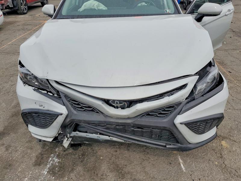 53943536 :رقم المزاد ، 4T1G11AK9RU247083 vin ، 2024 Toyota Camry مزاد بيع