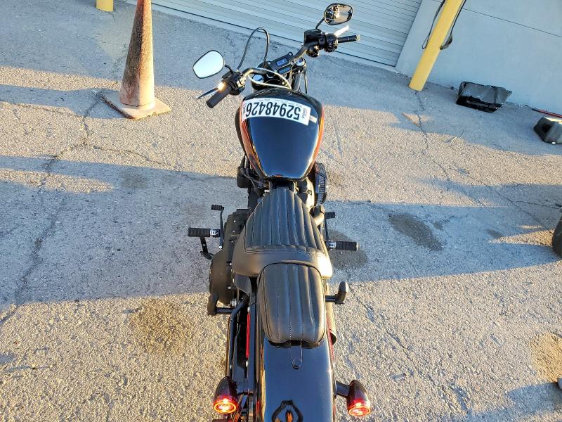 52948426 :رقم المزاد ، 1HD1YYK26MB063610 vin ، 2021 Harley-davidson Fxbbs مزاد بيع
