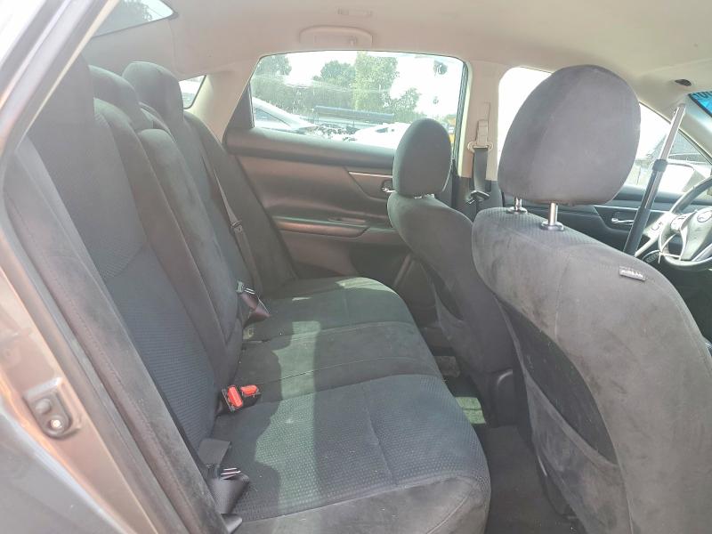Продаж на аукціоні авто 2015 Nissan Altima, vin: 1N4AL3AP4FC270242, номер лоту: 52949686