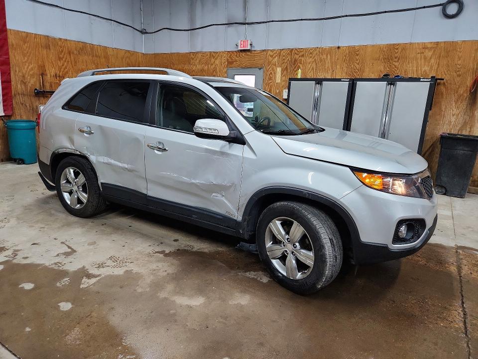 2013 Kia Sorento მანქანა იყიდება აუქციონზე, vin: 5XYKUDA23DG371481, აუქციონის ნომერი: 53805686