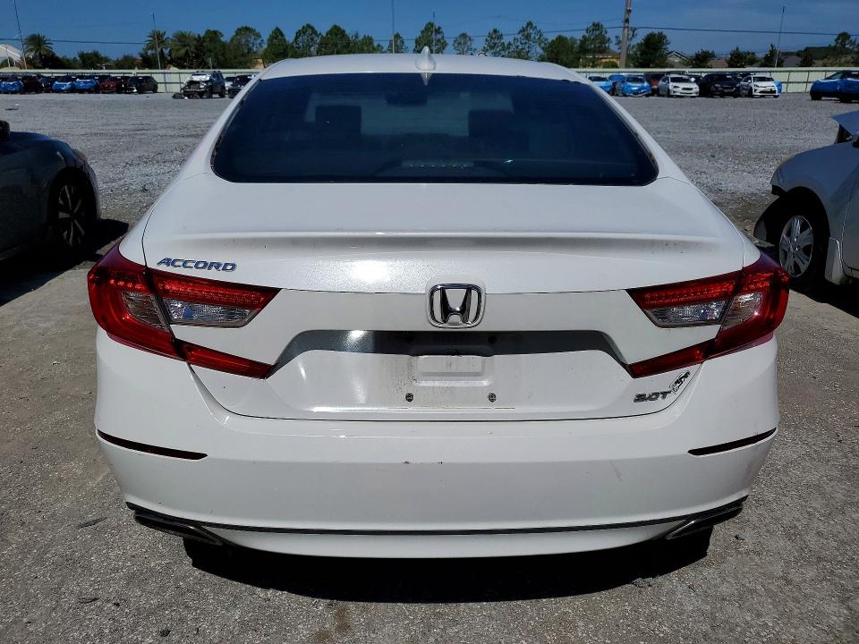 Продажа на аукционе авто 2018 Honda Accord, vin: 1HGCV2F53JA017837, номер лота: 51412876
