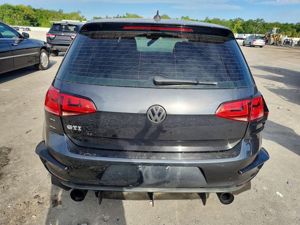 Продажа на аукционе авто 2015 Volkswagen Gti, vin: 3VW4T7AU3FM009877, номер лота: 51212766
