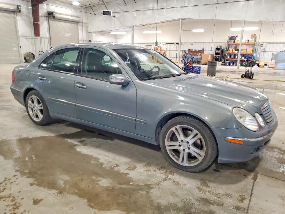 Продажа на аукционе авто 2006 Mercedes-benz E, vin: WDBUF87J76X192318, номер лота: 53009706