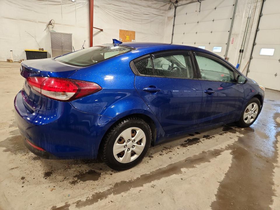 52434406 :رقم المزاد ، 3KPFK4A78JE258749 vin ، 2018 Kia Forte مزاد بيع