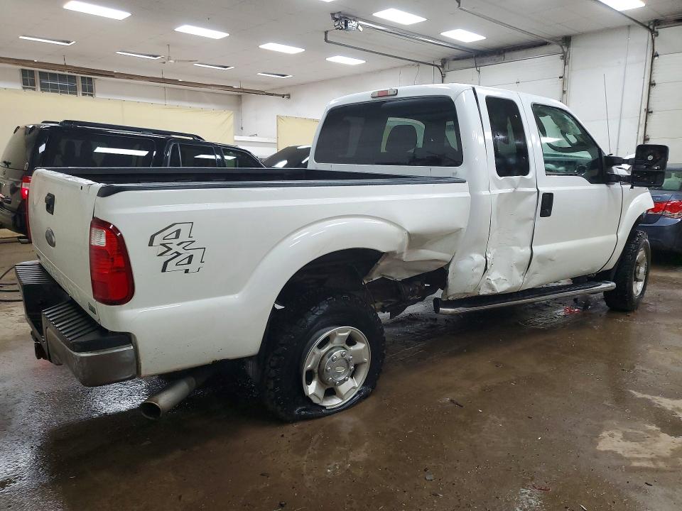 52330036 :رقم المزاد ، 1FT7X2B6XBEA27607 vin ، 2011 Ford F250 مزاد بيع
