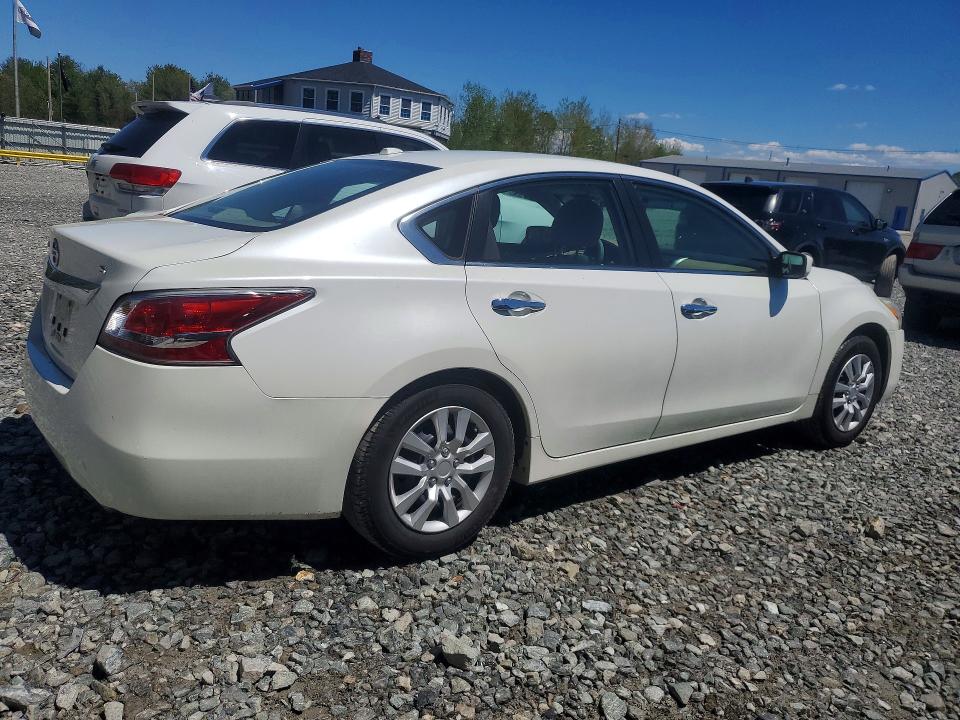 Продажа на аукционе авто 2015 Nissan Altima, vin: 1N4AL3AP4FC161716, номер лота: 52709216