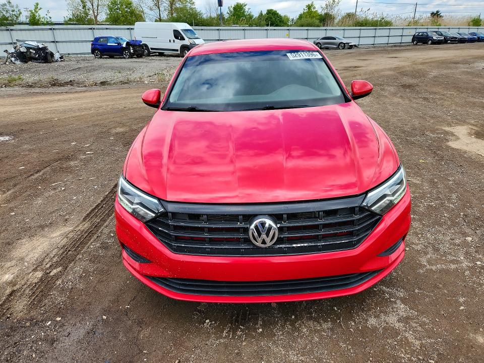 52911396 :رقم المزاد ، 3VWN57BUXKM226852 vin ، 2019 Volkswagen Jetta مزاد بيع