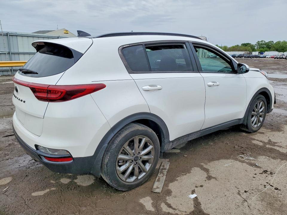 Продажа на аукционе авто 2022 Kia Sportage, vin: KNDP63AC4N7948343, номер лота: 52201446