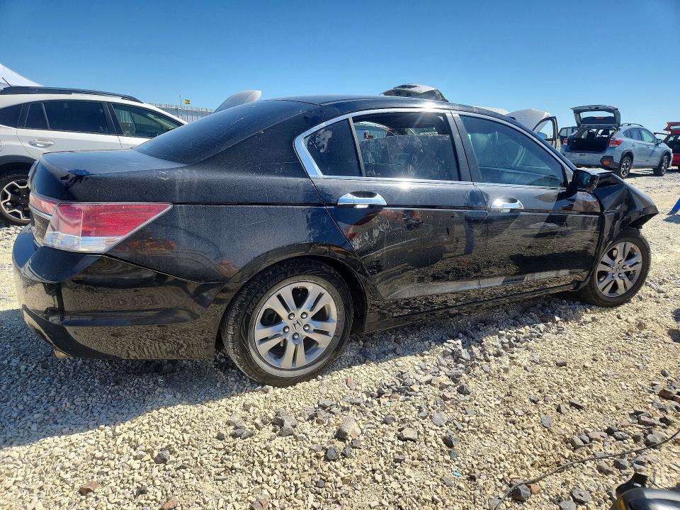 53130446 :رقم المزاد ، 1HGCP2F62CA128644 vin ، 2012 Honda Accord مزاد بيع