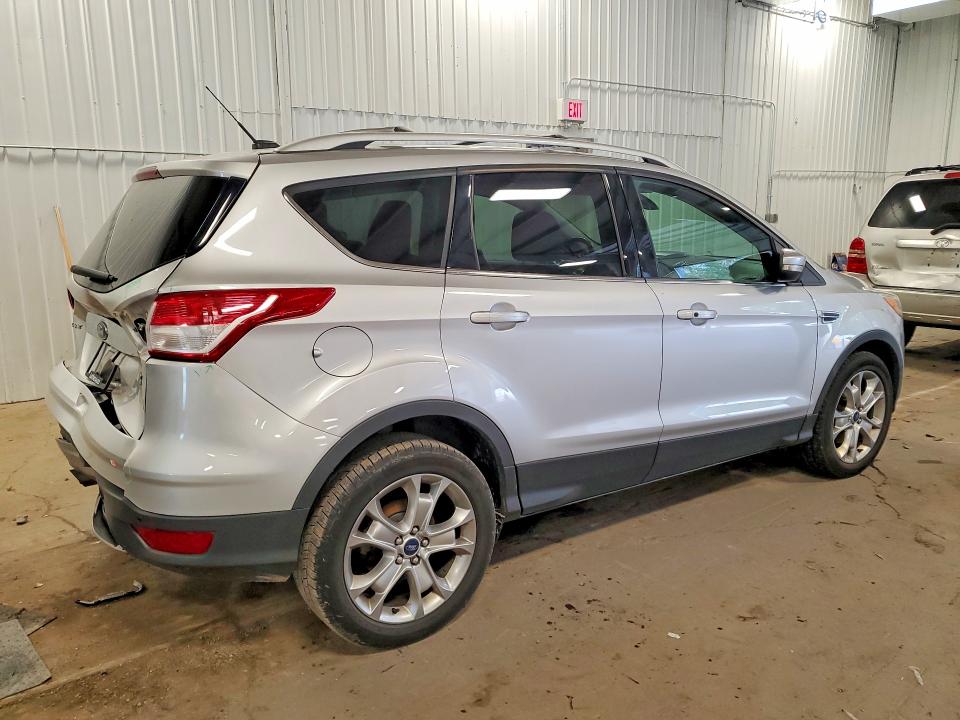 52048516 :رقم المزاد ، 1FMCU9J97FUA01940 vin ، 2015 Ford Escape مزاد بيع