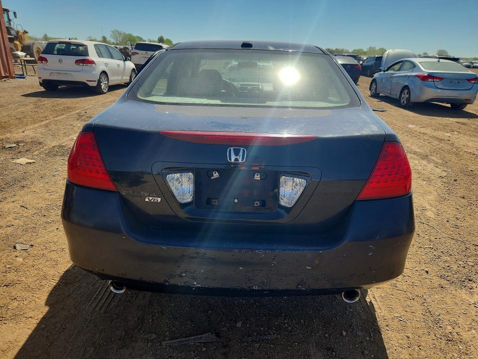 53625636 :رقم المزاد ، 1HGCM66837A061995 vin ، 2007 Honda Accord مزاد بيع