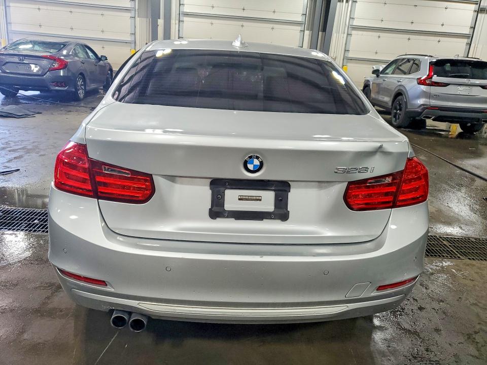 Продажа на аукционе авто 2013 Bmw 328, vin: WBA3A5G58DNP20550, номер лота: 55212536