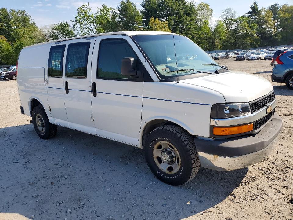 54087806 :رقم المزاد ، 1GCZGTCG3B1145205 vin ، 2011 Chev Express G3500 مزاد بيع