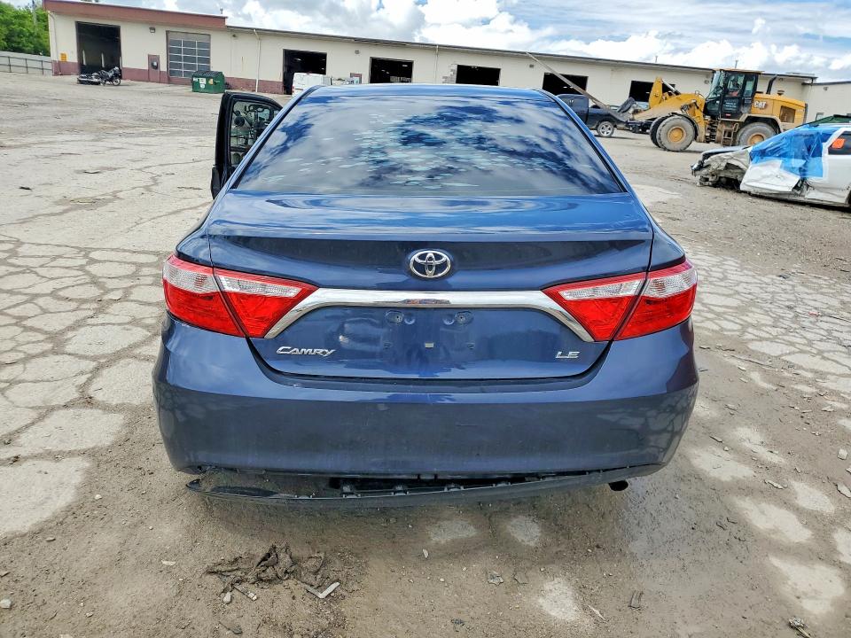 2015 Toyota Camry მანქანა იყიდება აუქციონზე, vin: 4T4BF1FK8FR452237, აუქციონის ნომერი: 55015916