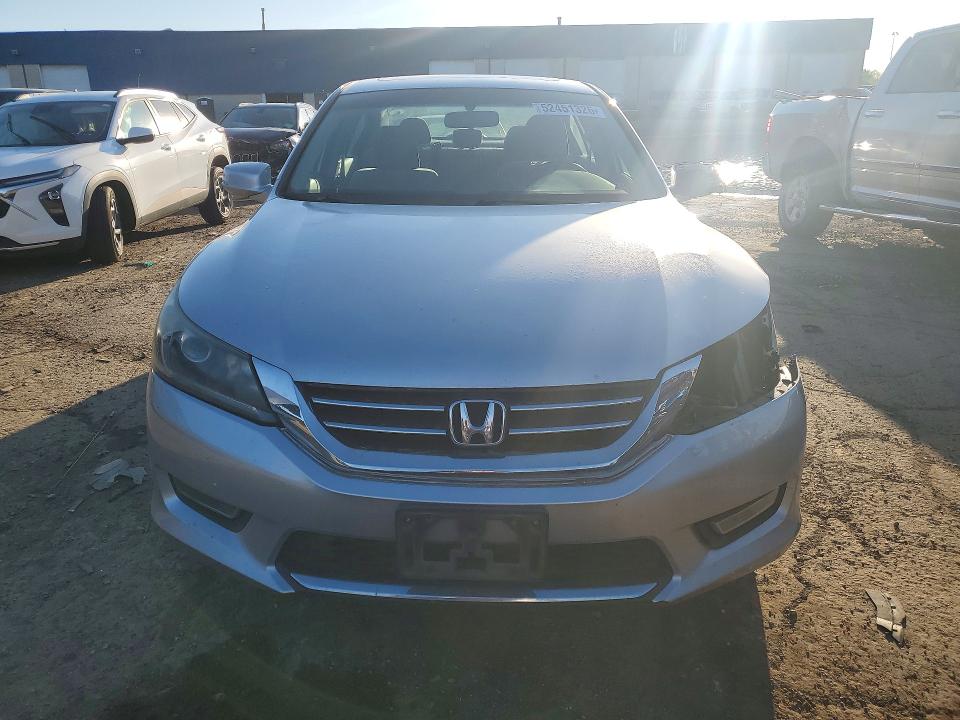 2013 Honda Accord მანქანა იყიდება აუქციონზე, vin: 1HGCR2F79DA042073, აუქციონის ნომერი: 52451326