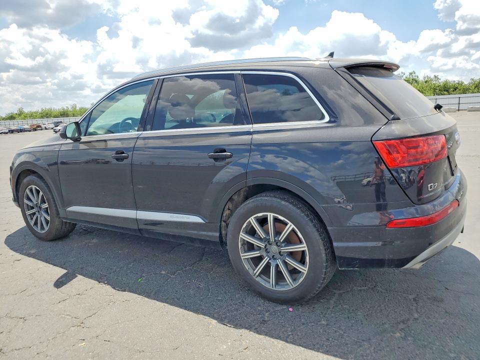 2017 Audi Q7 მანქანა იყიდება აუქციონზე, vin: WA1LAAF75HD013409, აუქციონის ნომერი: 54896486