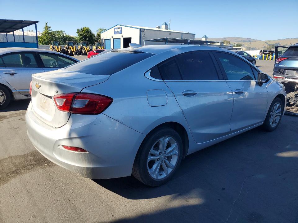2019 Chevrolet Cruze მანქანა იყიდება აუქციონზე, vin: 1G1BE5SM7K7143943, აუქციონის ნომერი: 52954926