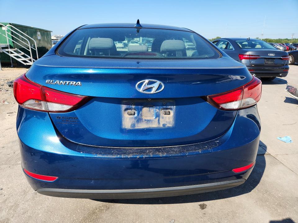 Продаж на аукціоні авто 2015 Hyundai Elantra, vin: KMHDH4AE9FU388824, номер лоту: 53585686