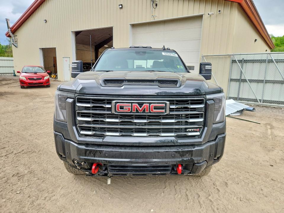 53532186 :رقم المزاد ، 1GT4UPE76SF208470 vin ، 2025 Gmc Sierra مزاد بيع