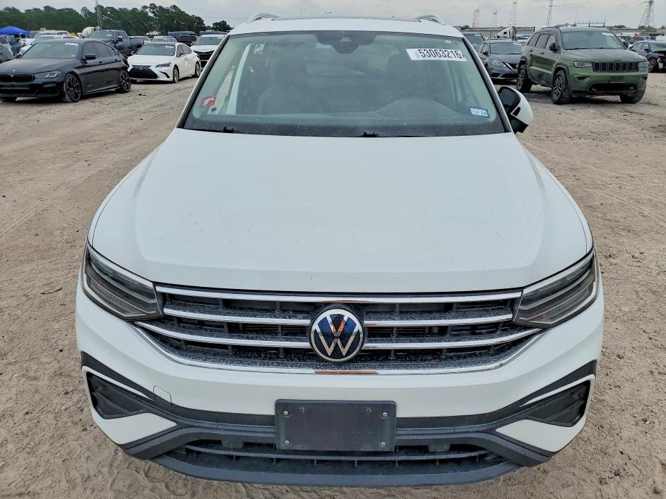 Продажа на аукционе авто 2022 Volkswagen Tiguan, vin: 3VV3B7AX9NM059257, номер лота: 53063216