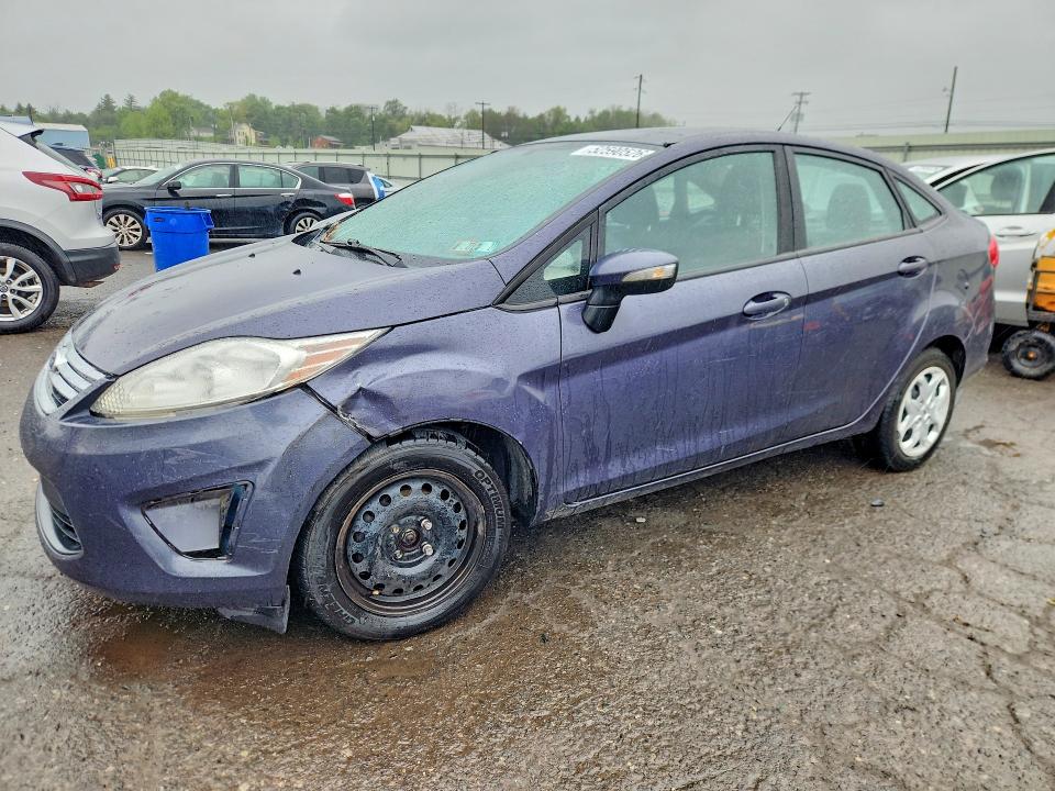 2013 Ford Fiesta მანქანა იყიდება აუქციონზე, vin: 3FADP4BJXDM152550, აუქციონის ნომერი: 52590526