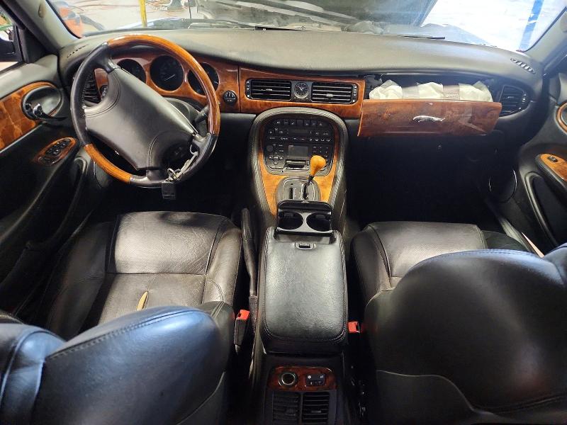 55168276 :رقم المزاد ، SAJDA15B9YMF18129 vin ، 2000 Jaguar Xjr مزاد بيع