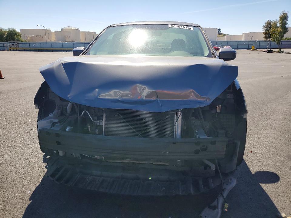 Продажа на аукционе авто 2015 Nissan Sentra, vin: 3N1AB7AP3FY285698, номер лота: 54451936