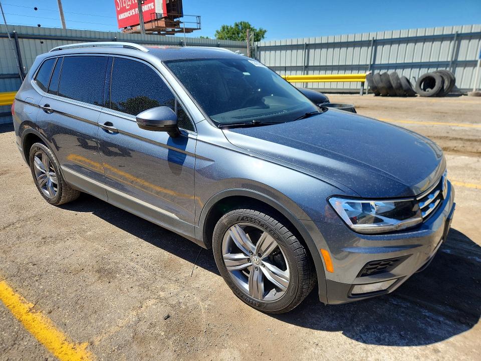 Продажа на аукционе авто 2020 Volkswagen Tiguan, vin: 3VV3B7AX4LM147226, номер лота: 52451106