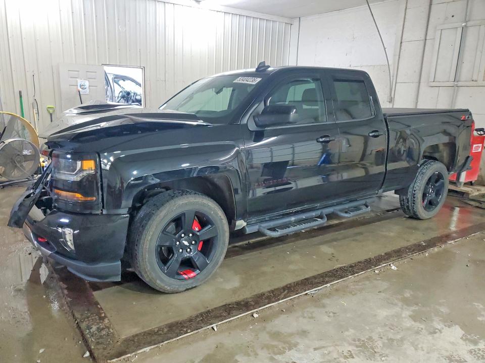 Продаж на аукціоні авто 2018 Chevrolet Silverado, vin: 1GCVKREC6JZ105551, номер лоту: 53404236