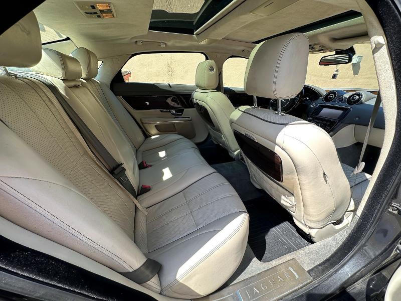 2011 Jaguar Xjl მანქანა იყიდება აუქციონზე, vin: SAJWA2GB8BLV15633, აუქციონის ნომერი: 52794316
