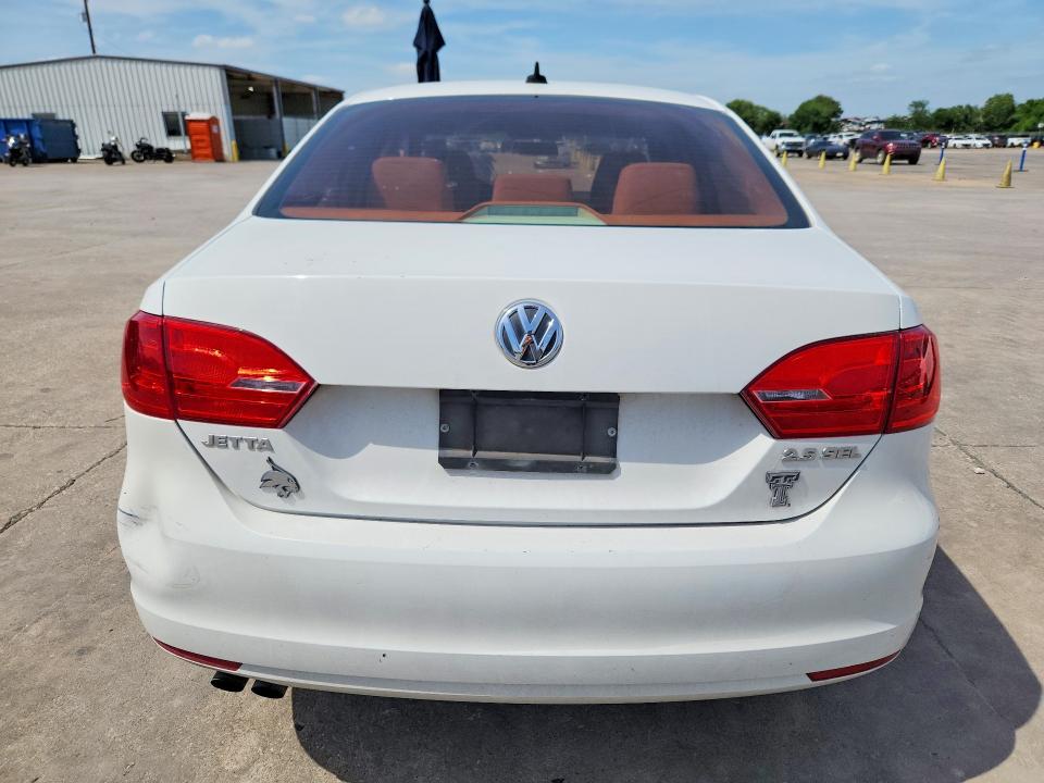 2011 Volkswagen Jetta მანქანა იყიდება აუქციონზე, vin: 3VWLX7AJ3BM325926, აუქციონის ნომერი: 52409256