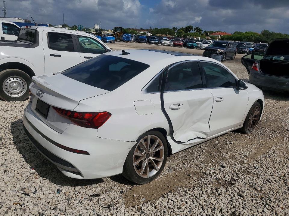 2025 Audi A3 მანქანა იყიდება აუქციონზე, vin: WAUGUDGY3SA039682, აუქციონის ნომერი: 54585856