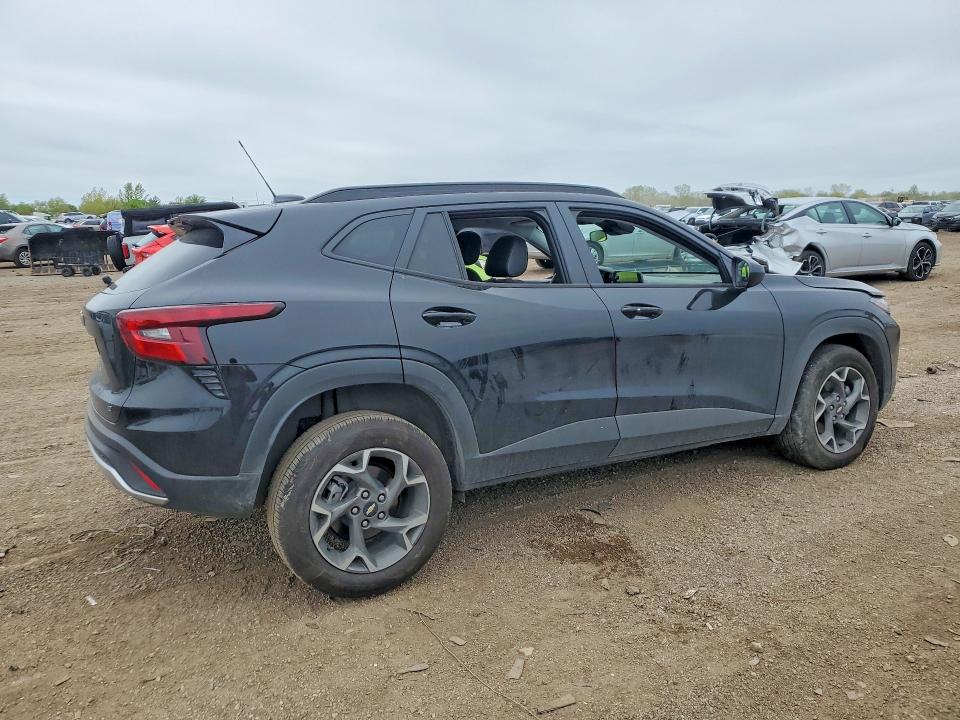 Продажа на аукционе авто 2026 Chevrolet Trax, vin: KL77LHEP0TC010506, номер лота: 52318116