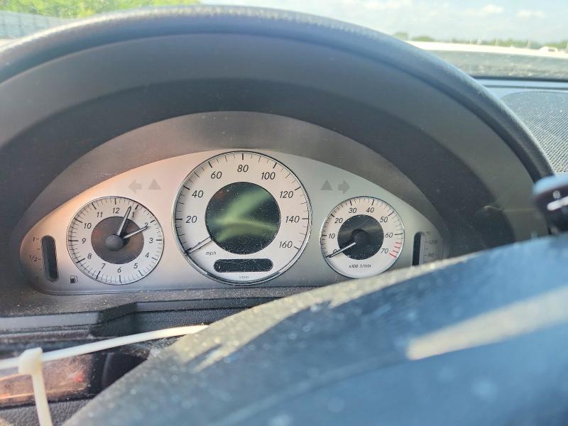 53959546 :رقم المزاد ، WDBUF56X59B380437 vin ، 2009 Mercedes-benz E مزاد بيع