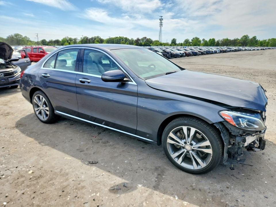 Продажа на аукционе авто 2015 Mercedes-benz C, vin: 55SWF4KB7FU096555, номер лота: 52206086