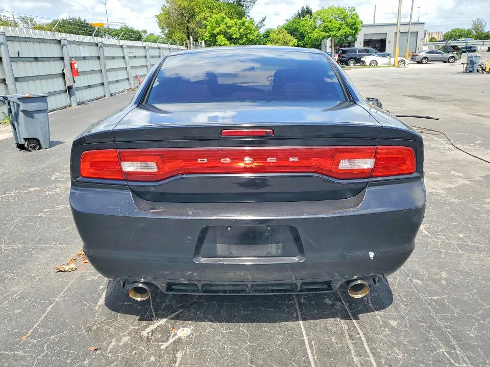 55130626 :رقم المزاد ، 2C3CDXBG1DH587383 vin ، 2013 Dodge Charger مزاد بيع