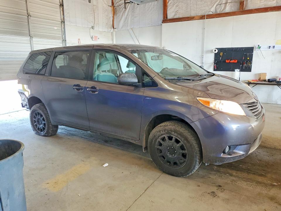 Продажа на аукционе авто 2017 Toyota Sienna, vin: 5TDJZ3DC6HS178309, номер лота: 53702326