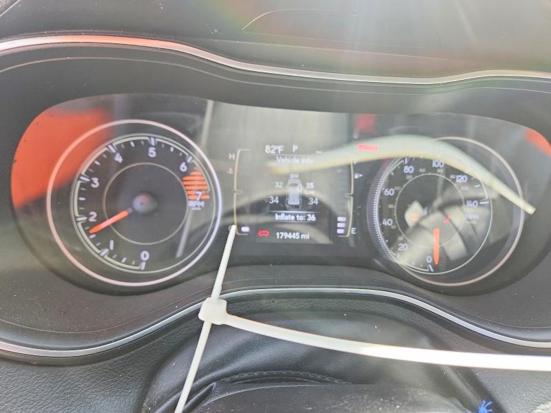 Продажа на аукционе авто 2019 Jeep Cherokee, vin: 1C4PJLCB6KD325631, номер лота: 49621836