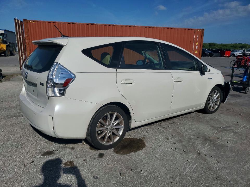 Продажа на аукционе авто 2012 Toyota Prius V, vin: JTDZN3EU4C3177563, номер лота: 52611466