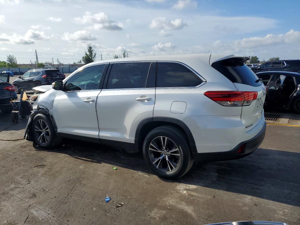 2019 Toyota Highlander მანქანა იყიდება აუქციონზე, vin: 5TDZARFH5KS060135, აუქციონის ნომერი: 52471576