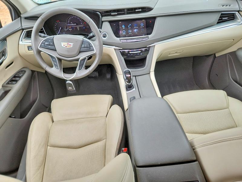 53664706 :رقم المزاد ، 1GYKNBRS2HZ249590 vin ، 2017 Cadillac Xt5 مزاد بيع
