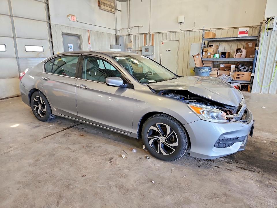 54270406 :رقم المزاد ، 1HGCR2F35HA239597 vin ، 2017 Honda Accord مزاد بيع